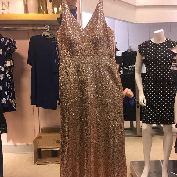 Champagne gown 🥂 - Picture 6 of 8